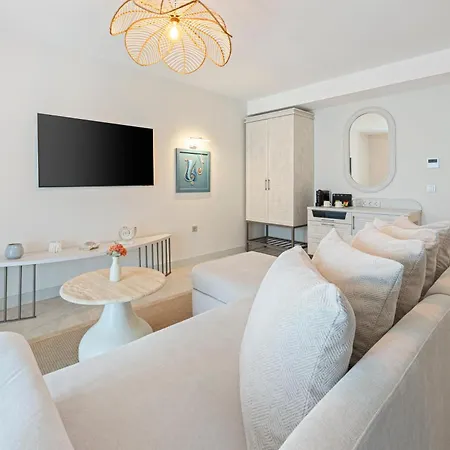 Suum & - Adult Only Hotel