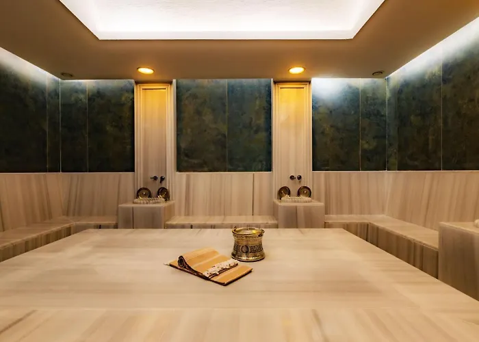 Suum & - Adult Only Hotel *